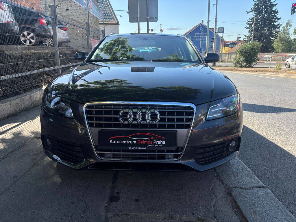 Audi A4 1.8TSi/2010/S.KNIHA-MAN6-2.MAJ