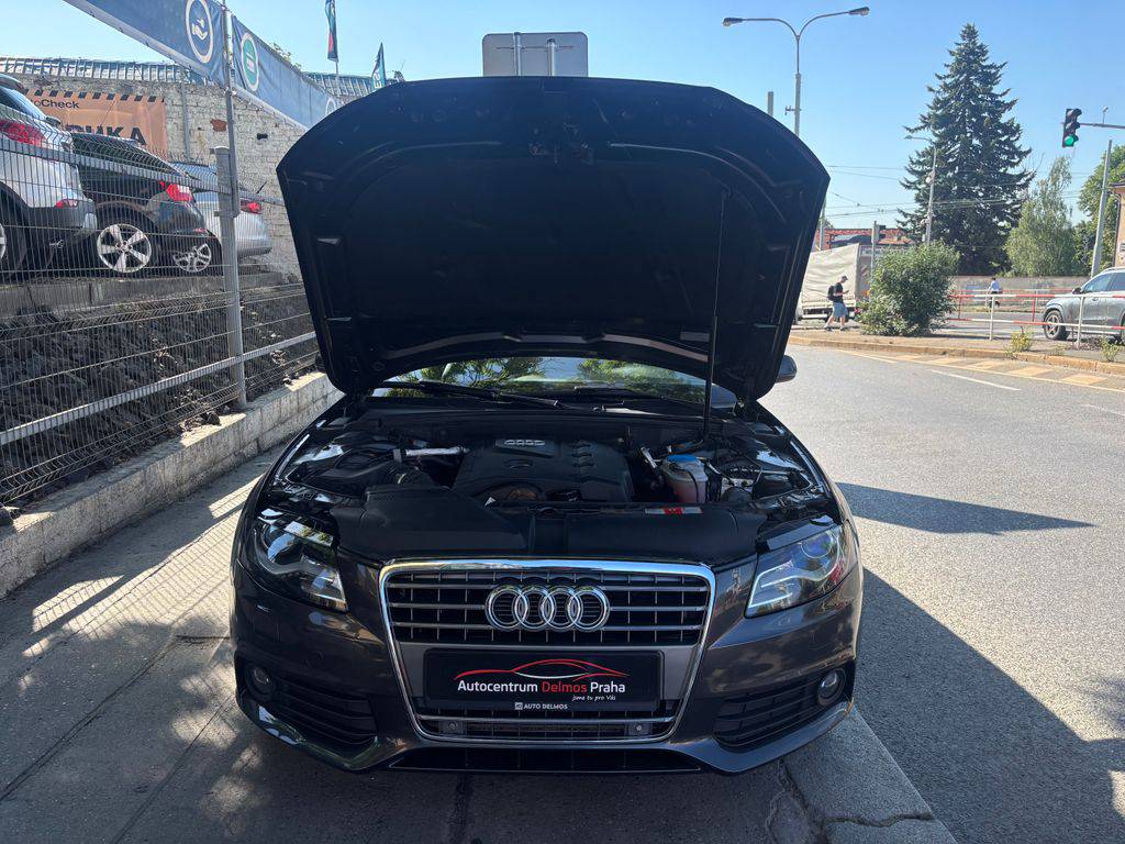 Audi A4 1.8TSi/2010/S.KNIHA-MAN6-2.MAJ