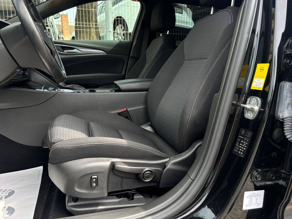 Opel Insignia 1.5CDTi/2021/ULTIM-AT9/ZÁRUKA2