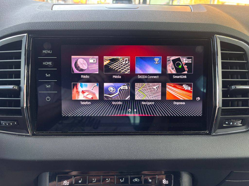 Škoda Karoq 2.0TDI.Sportline.MAN6.TAŽNÉ.ZÁRUKA12