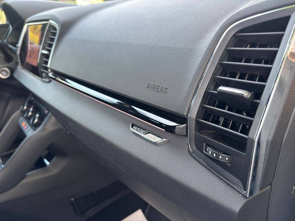 Škoda Karoq 2.0TDI.Sportline.MAN6.TAŽNÉ.ZÁRUKA12