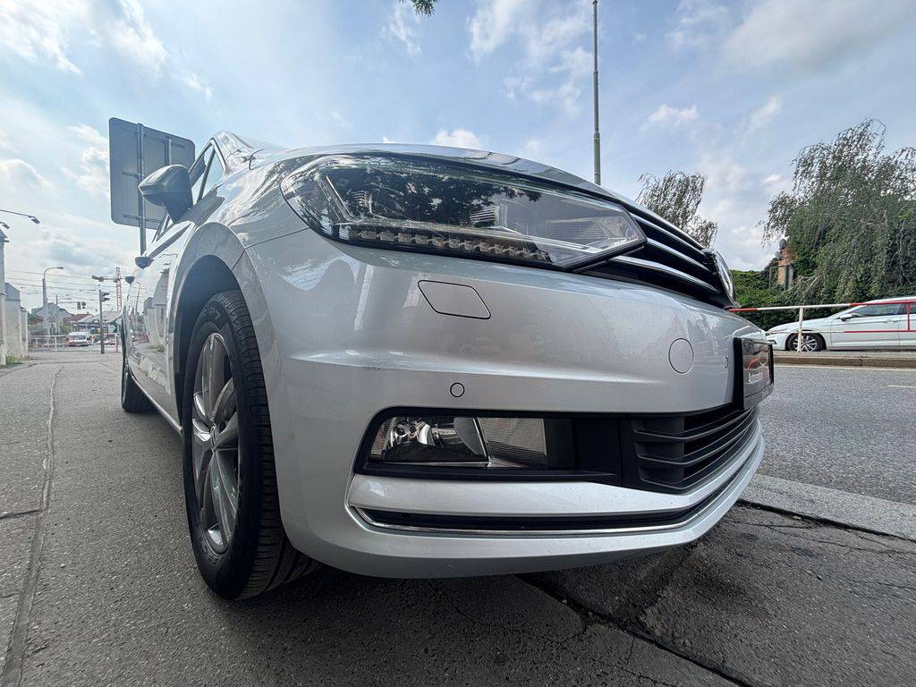 Volkswagen Touran 2.0TDi/2017/7MÍST.MAN6.110KW-Z