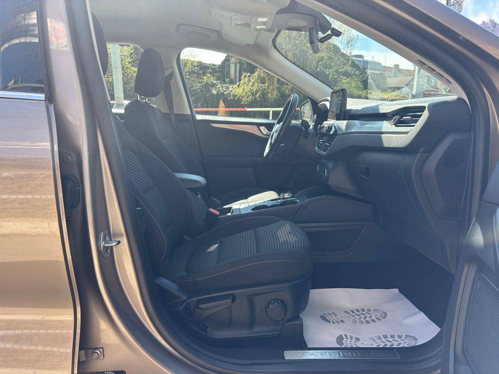 Ford Kuga 2.0EB-140KW/2021/TITAN-4x4-Z36