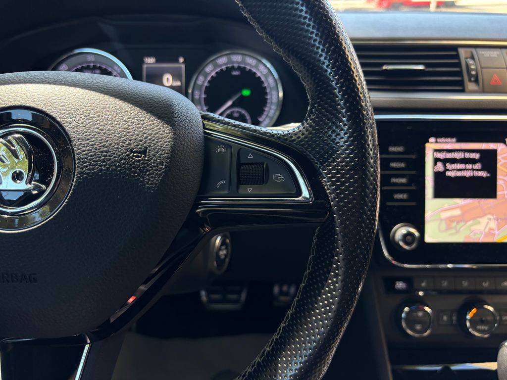Škoda Superb 2.0TDI-AT/2018/SPORTLINE-ZÁRUK