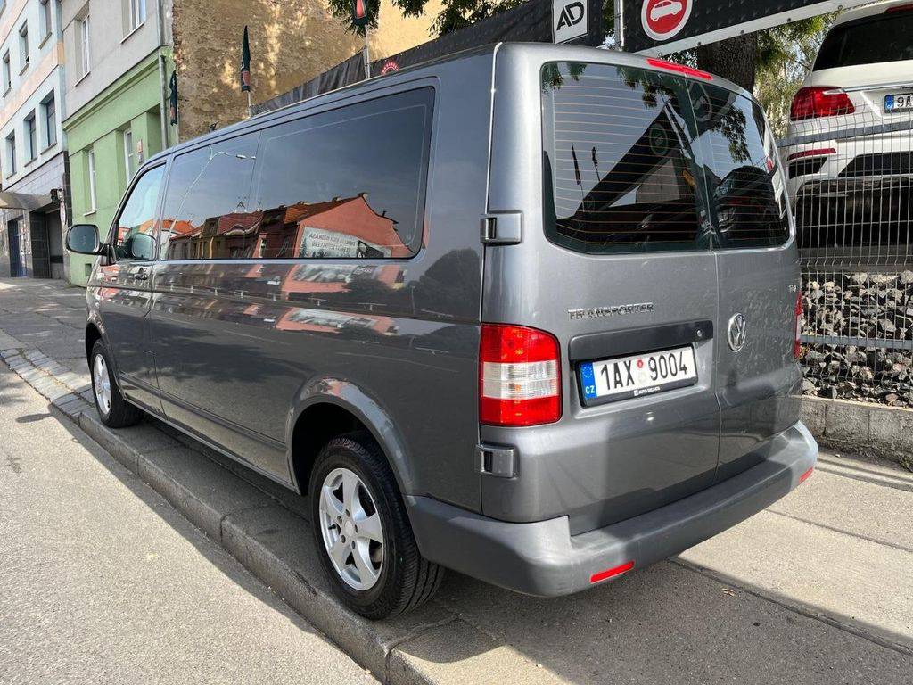 Volkswagen T5 Transporter 2.0TDI/103kW2010/CZ/8MÍST/1.MA
