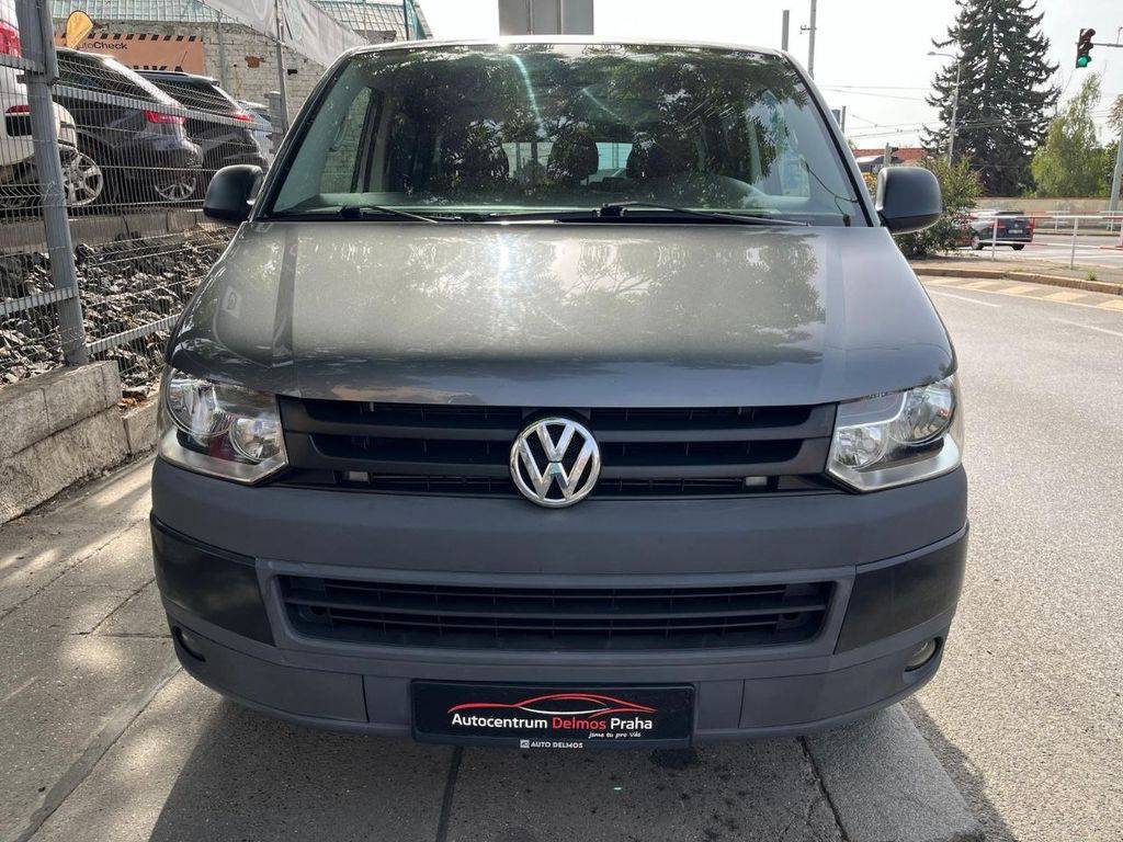 Volkswagen T5 Transporter 2.0TDI/103kW2010/CZ/8MÍST/1.MA