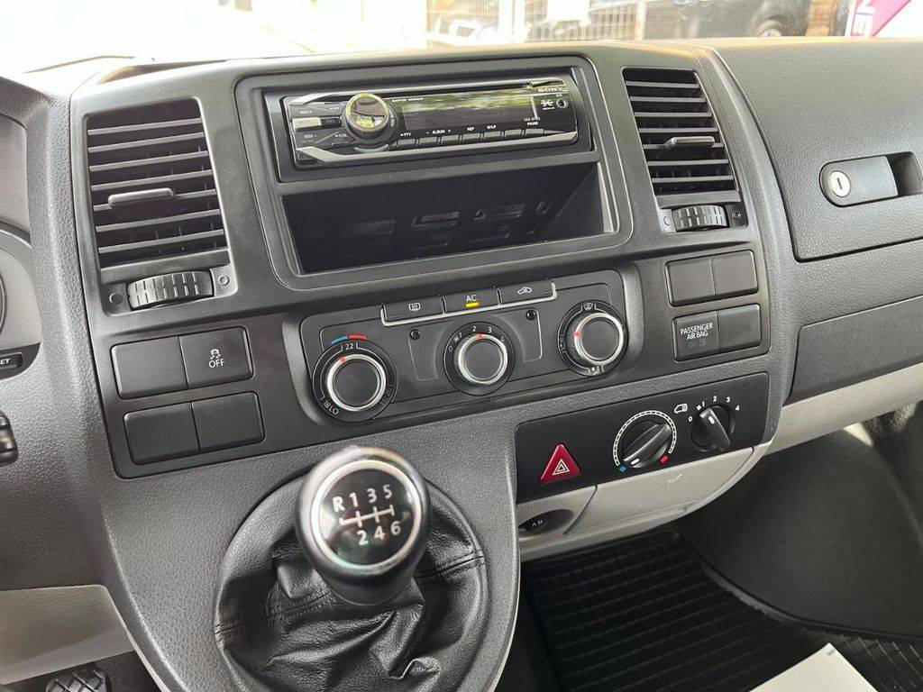 Volkswagen T5 Transporter 2.0TDI/103kW2010/CZ/8MÍST/1.MA