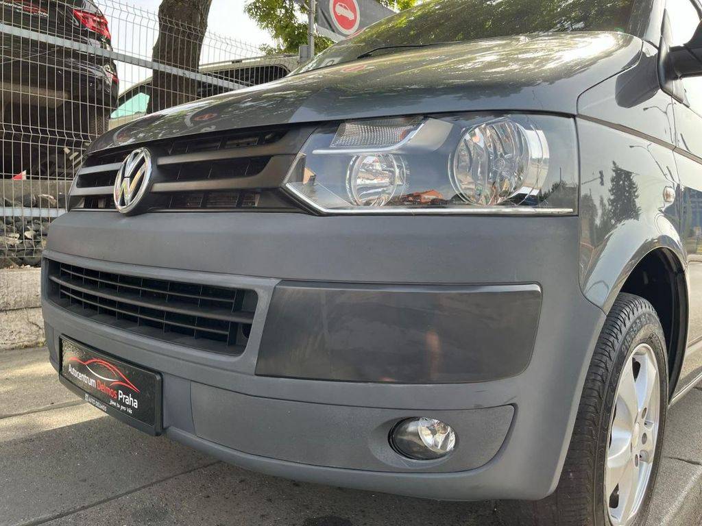 Volkswagen T5 Transporter 2.0TDI/103kW2010/CZ/8MÍST/1.MA