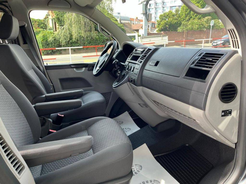 Volkswagen T5 Transporter 2.0TDI/103kW2010/CZ/8MÍST/1.MA