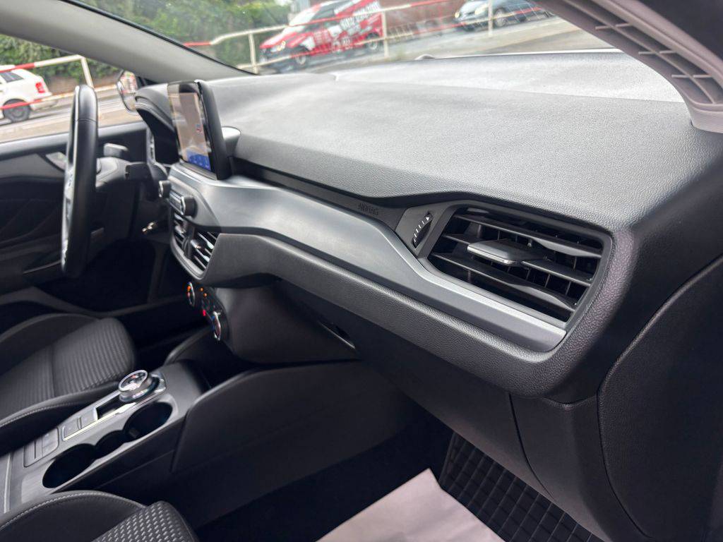 Ford Focus 1.5TDCi-88 kW/2023/AT-8.DPH.Titaniu-záruka
