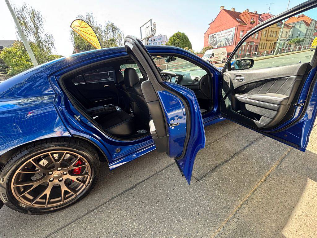 Dodge Charger 6.4-392/2019/Scat Pack.DPH.ZÁRUKA 12