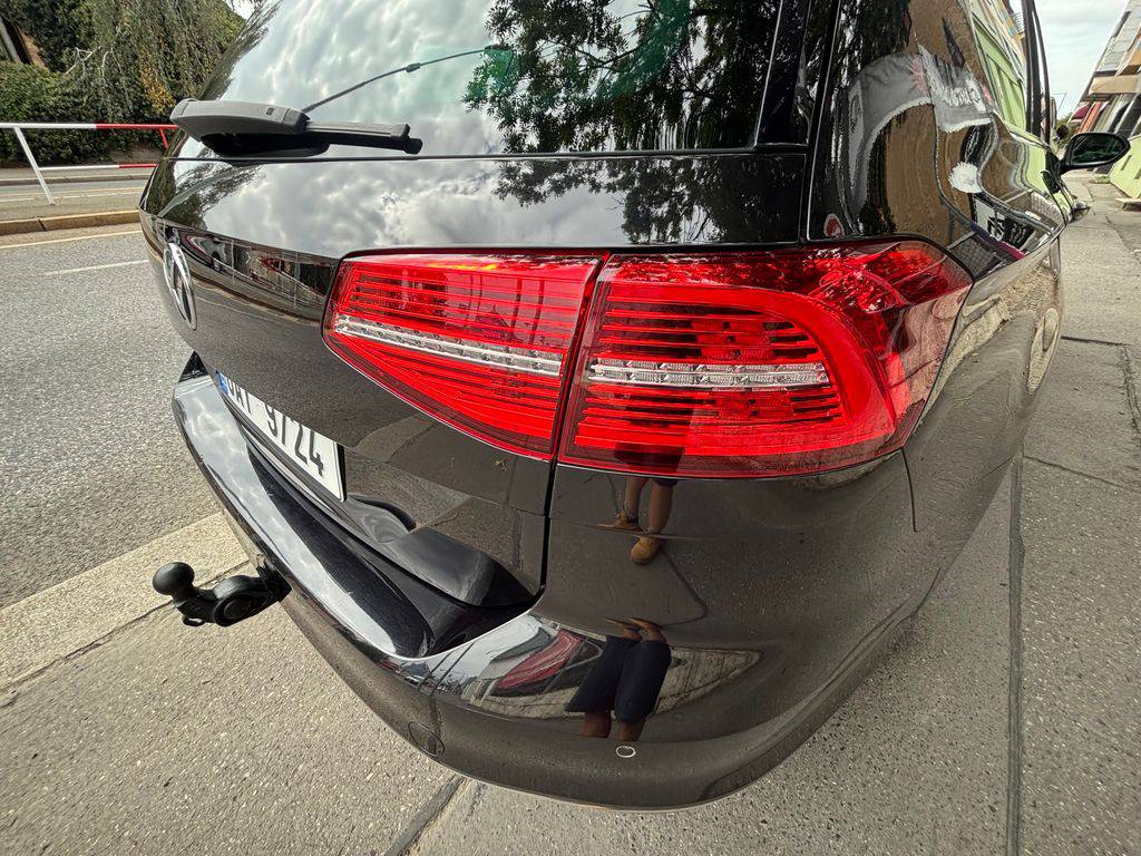 Volkswagen Passat 2.0TDI-140KW/HIGLINE-TAŽNÉ.MANUÁL