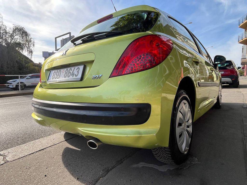 Peugeot 207 1.6i 80KW/2007/PANORAMA-KŮŽE