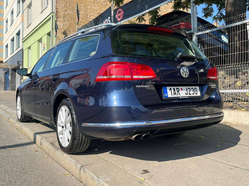 Volkswagen Passat 2.0TDi.4X4.MAN6.HIGHLINE.KŮŽE