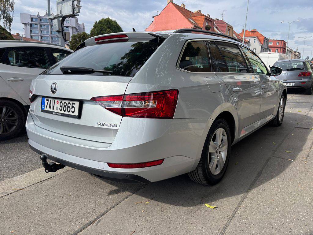 Škoda Superb 2.0TDI-110KW.DSG.TAŽNÉ-ZÁRUKA 12