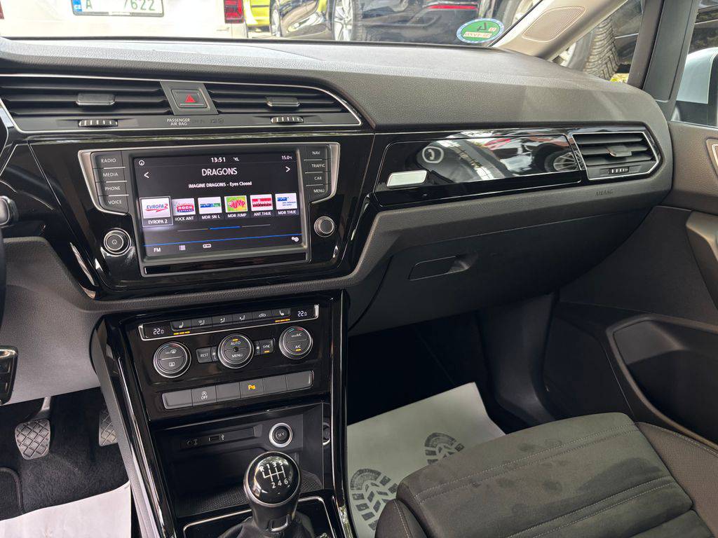 Volkswagen Touran 2.0TDi/2017/7MÍST.MAN6.110KW-Z