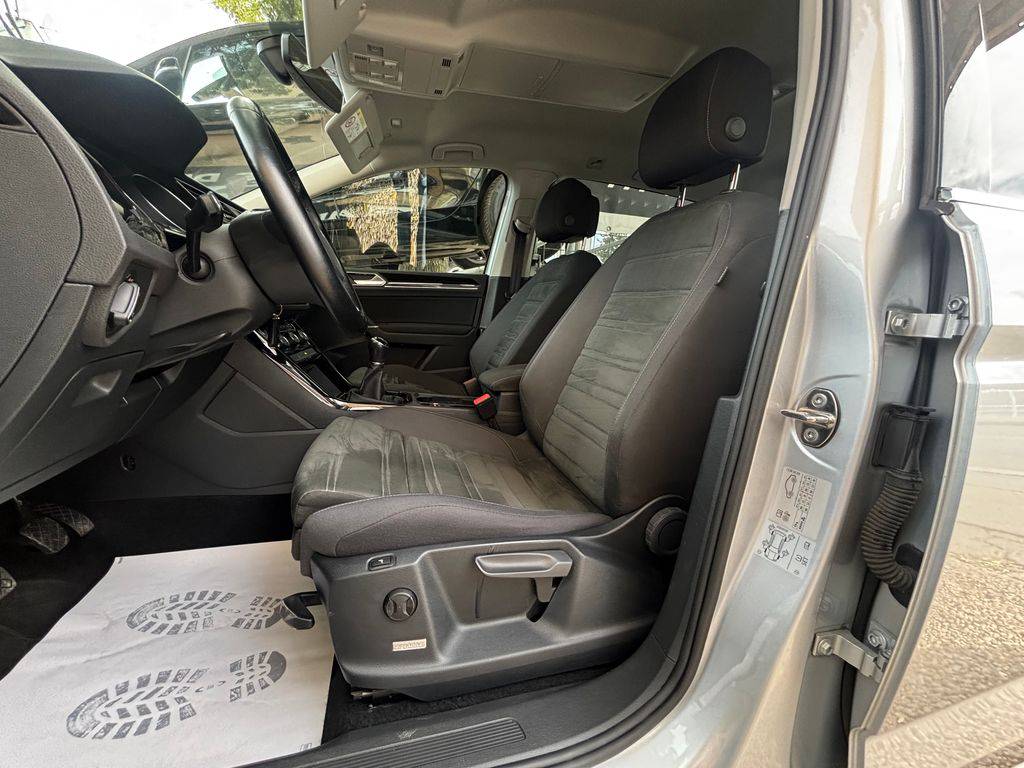 Volkswagen Touran 2.0TDi/2017/7MÍST.MAN6.110KW-Z