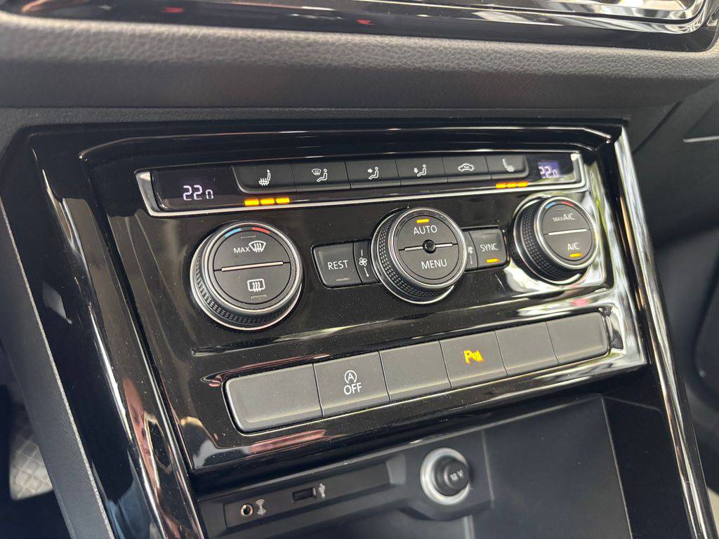 Volkswagen Touran 2.0TDi/2017/7MÍST.MAN6.110KW-Z